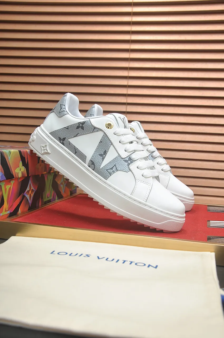 Men's shoes 💰540💶[LOUIS VUITTON] Original order price (mesh lining) new model 🍀LV Louis Vuitton * - top version of LV classic trendy shoes! Use imported original cowhide leather, cloth cowhide lining and original wear-resistant rubber outsole! High quality products! Code number 38-45 (45 is custom-made and cannot be returned or exchanged)